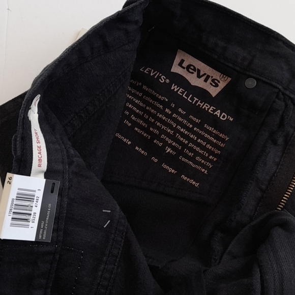 LEVI'S Ribcage Shorts - Picture 6 of 9
